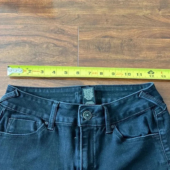 Black Skinny Jeans - Picture 6 of 9